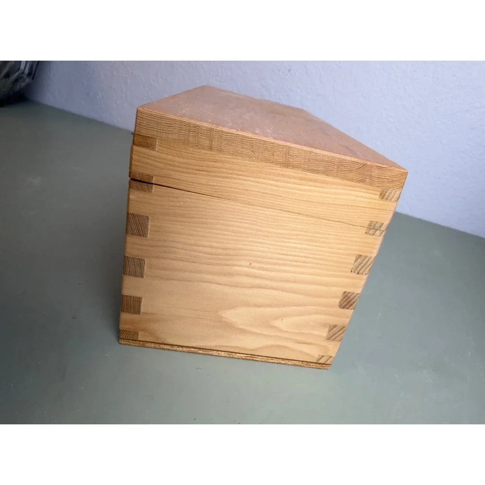 Japanese Katsuobushi Kezuriki Bonito Shaver Kanna Wood Box Blade Japan